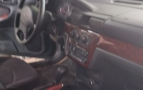 Chrysler Sebring II, 2002 год, 260 000 рублей, 11 фотография
