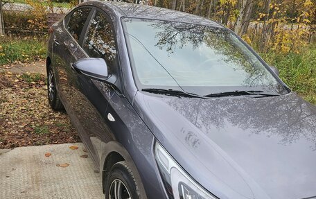 Hyundai Solaris II рестайлинг, 2021 год, 2 100 000 рублей, 3 фотография