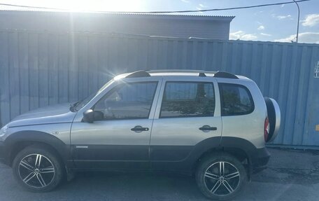 Chevrolet Niva I рестайлинг, 2014 год, 590 000 рублей, 2 фотография