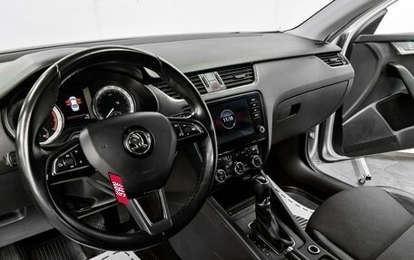 Skoda Octavia, 2018 год, 2 020 000 рублей, 7 фотография