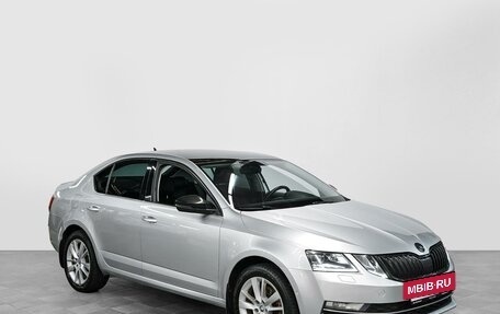 Skoda Octavia, 2018 год, 2 020 000 рублей, 2 фотография