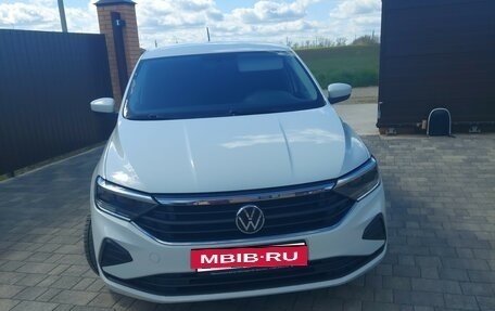 Volkswagen Polo VI (EU Market), 2021 год, 1 640 000 рублей, 2 фотография