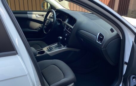 Audi A4, 2013 год, 1 300 000 рублей, 14 фотография