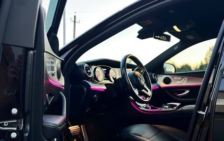 Mercedes-Benz E-Класс, 2018 год, 3 499 000 рублей, 13 фотография
