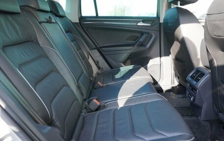 Volkswagen Tiguan II, 2021 год, 3 347 000 рублей, 10 фотография