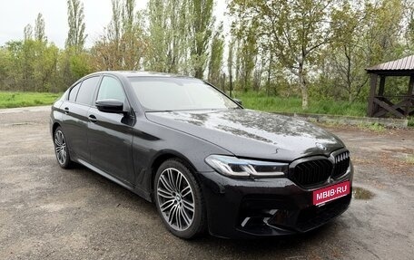 BMW 5 серия, 2018 год, 2 550 000 рублей, 1 фотография