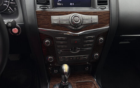 Nissan Patrol, 2012 год, 2 500 000 рублей, 27 фотография