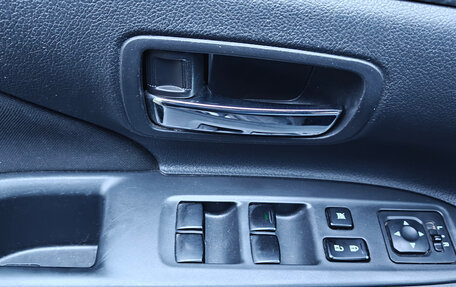 Mitsubishi Outlander III рестайлинг 3, 2013 год, 1 700 000 рублей, 11 фотография