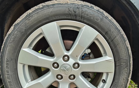 Mitsubishi Outlander III рестайлинг 3, 2013 год, 1 700 000 рублей, 20 фотография