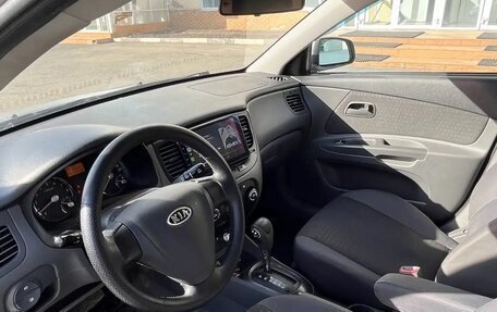 KIA Rio II, 2008 год, 550 000 рублей, 13 фотография