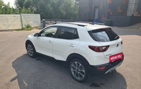 KIA Stonic, 2019 год, 1 750 000 рублей, 5 фотография