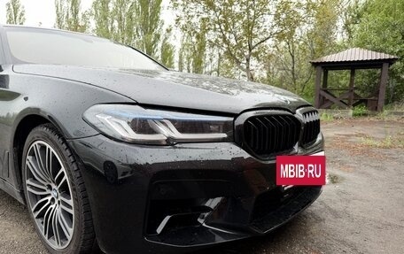 BMW 5 серия, 2018 год, 2 550 000 рублей, 3 фотография