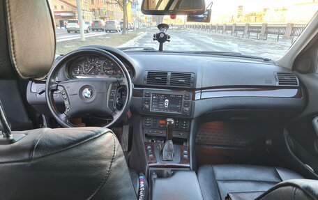 BMW 3 серия, 2004 год, 950 000 рублей, 18 фотография