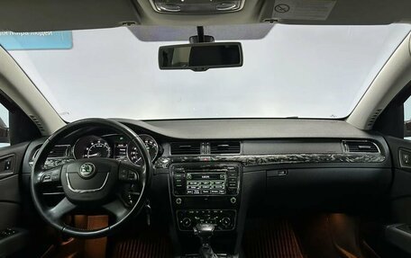 Skoda Superb III рестайлинг, 2012 год, 1 400 000 рублей, 12 фотография