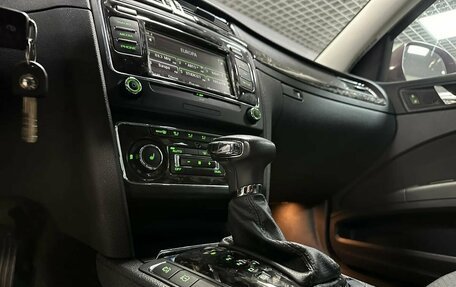 Skoda Superb III рестайлинг, 2012 год, 1 400 000 рублей, 21 фотография