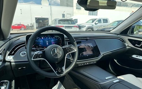 Mercedes-Benz E-Класс, 2024 год, 6 700 000 рублей, 2 фотография