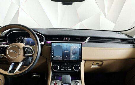 Jaguar F-Pace, 2021 год, 5 600 000 рублей, 15 фотография