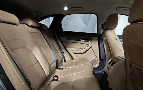 Jaguar F-Pace, 2021 год, 5 600 000 рублей, 16 фотография