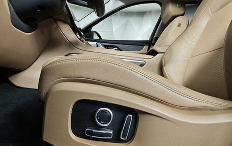 Jaguar F-Pace, 2021 год, 5 600 000 рублей, 23 фотография