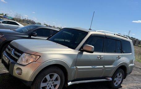 Mitsubishi Pajero IV, 2007 год, 1 550 000 рублей, 4 фотография