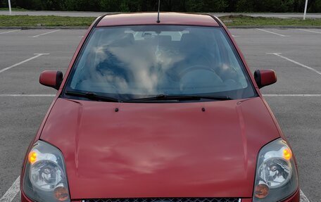Ford Fiesta, 2006 год, 490 000 рублей, 2 фотография
