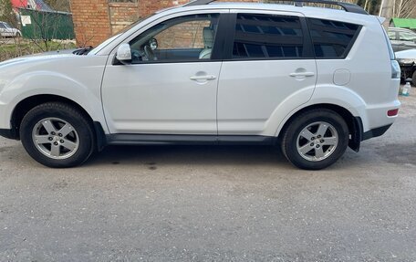 Mitsubishi Outlander III рестайлинг 3, 2010 год, 1 150 000 рублей, 6 фотография