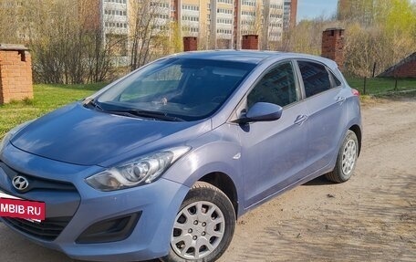 Hyundai i30 II рестайлинг, 2012 год, 705 000 рублей, 3 фотография