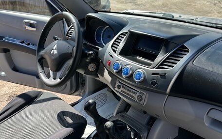 Mitsubishi L200 IV рестайлинг, 2008 год, 1 165 000 рублей, 22 фотография