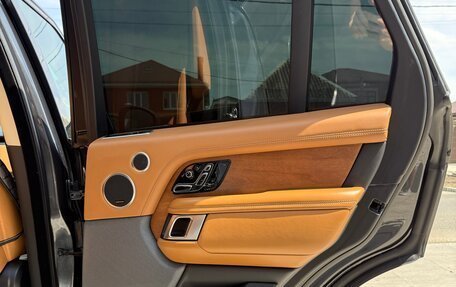 Land Rover Range Rover IV рестайлинг, 2019 год, 7 300 000 рублей, 11 фотография