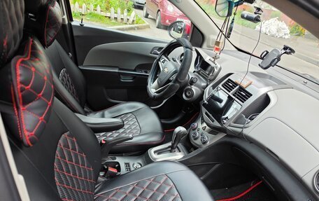 Chevrolet Aveo III, 2014 год, 800 000 рублей, 4 фотография