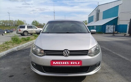 Volkswagen Polo VI (EU Market), 2013 год, 790 000 рублей, 23 фотография