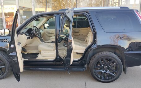 Cadillac Escalade III, 2008 год, 1 500 000 рублей, 5 фотография