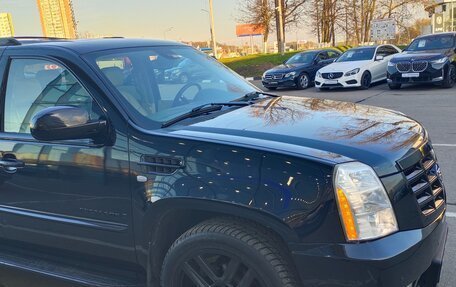 Cadillac Escalade III, 2008 год, 1 500 000 рублей, 9 фотография