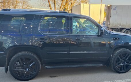 Cadillac Escalade III, 2008 год, 1 500 000 рублей, 8 фотография