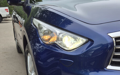 Infiniti QX70, 2014 год, 2 400 000 рублей, 7 фотография