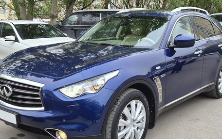 Infiniti QX70, 2014 год, 2 400 000 рублей, 2 фотография