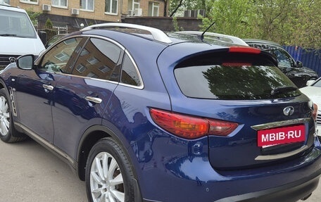 Infiniti QX70, 2014 год, 2 400 000 рублей, 4 фотография