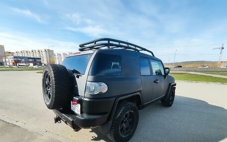 Toyota FJ Cruiser, 2007 год, 1 680 000 рублей, 4 фотография