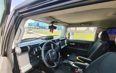 Toyota FJ Cruiser, 2007 год, 1 680 000 рублей, 9 фотография
