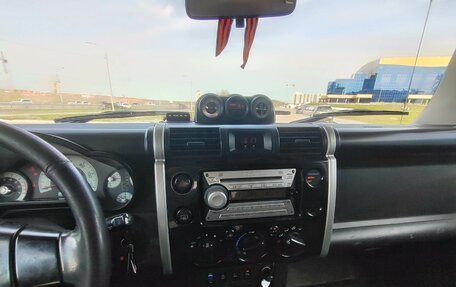 Toyota FJ Cruiser, 2007 год, 1 680 000 рублей, 12 фотография