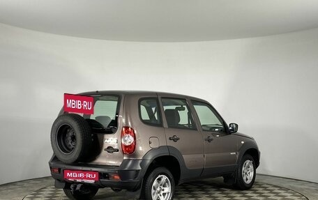 Chevrolet Niva I рестайлинг, 2018 год, 850 000 рублей, 6 фотография