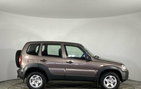 Chevrolet Niva I рестайлинг, 2018 год, 850 000 рублей, 11 фотография