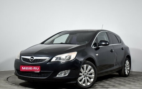 Opel Astra J, 2011 год, 649 000 рублей, 1 фотография
