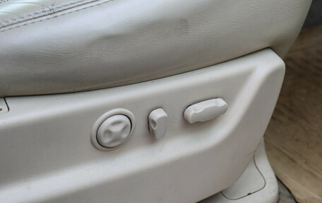 Cadillac Escalade III, 2007 год, 1 250 000 рублей, 8 фотография