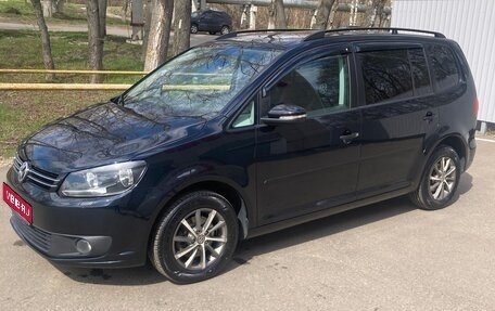 Volkswagen Touran III, 2012 год, 1 099 000 рублей, 1 фотография
