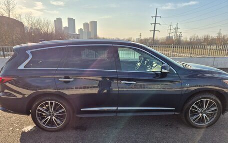Infiniti QX60 I рестайлинг, 2017 год, 3 200 000 рублей, 5 фотография