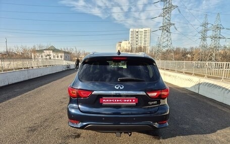 Infiniti QX60 I рестайлинг, 2017 год, 3 200 000 рублей, 4 фотография