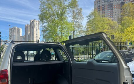 Toyota RAV4, 2002 год, 800 000 рублей, 5 фотография