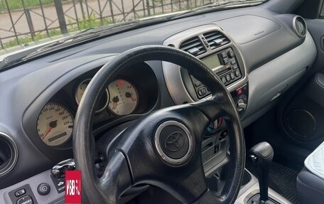 Toyota RAV4, 2002 год, 800 000 рублей, 9 фотография