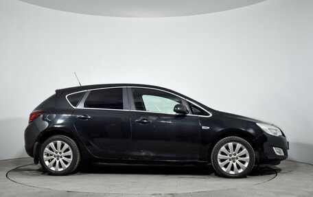 Opel Astra J, 2011 год, 649 000 рублей, 4 фотография